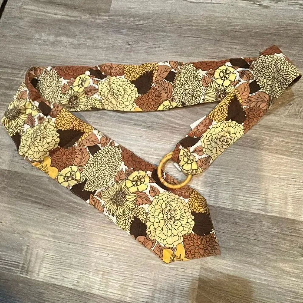NWT LOFT Brown and yellow floral bamboo ring belt S￼